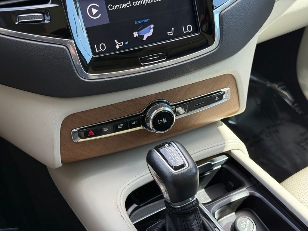 2019 Volvo XC90 T6 Inscription