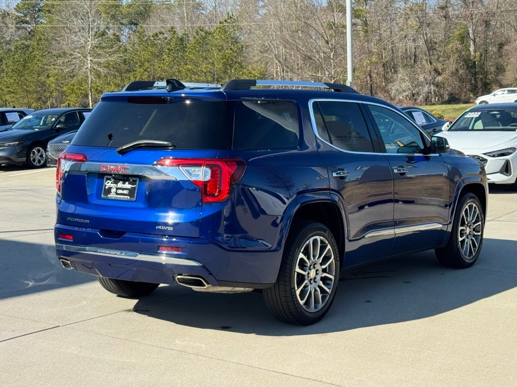 2023 GMC Acadia Denali