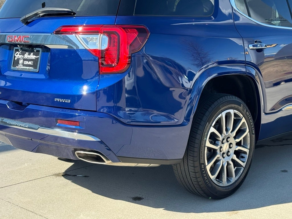 2023 GMC Acadia Denali