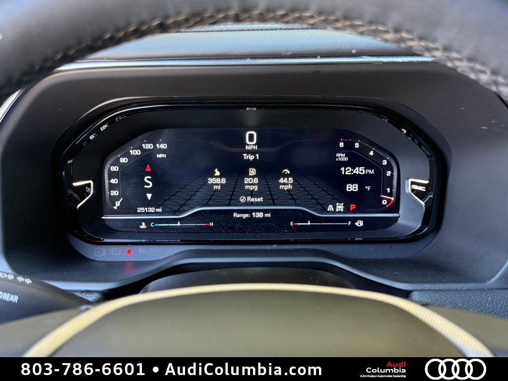 2023 GMC Yukon Denali