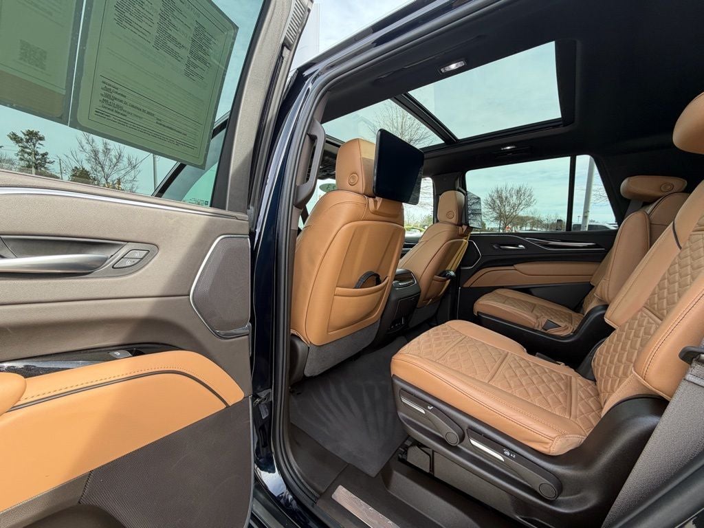 2023 Cadillac Escalade Premium Luxury