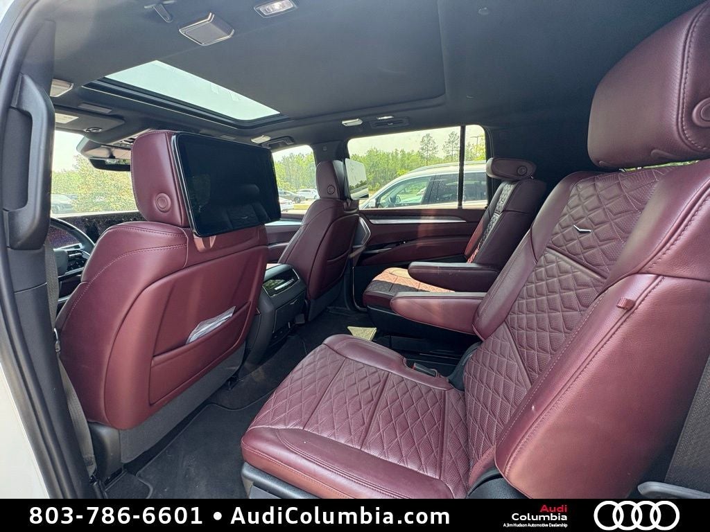 2025 Cadillac Escalade ESV Premium