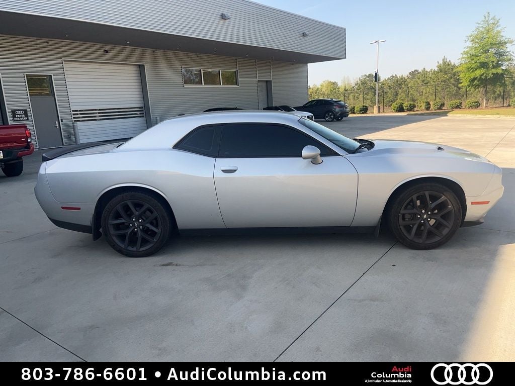 2021 Dodge Challenger SXT