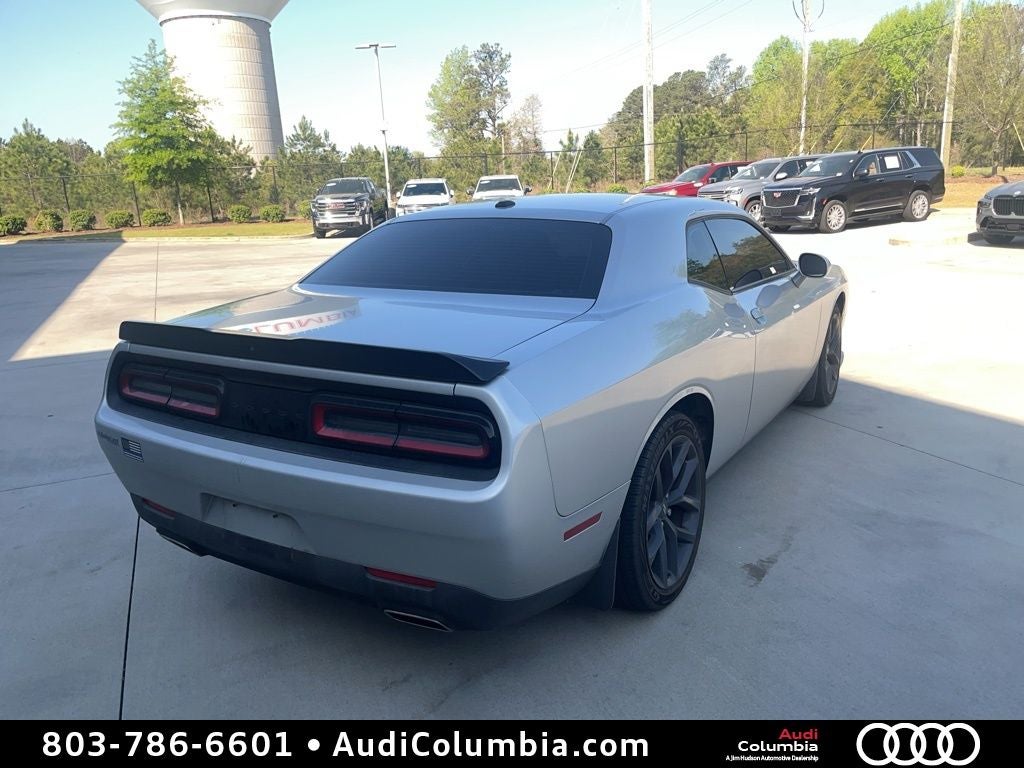 2021 Dodge Challenger SXT