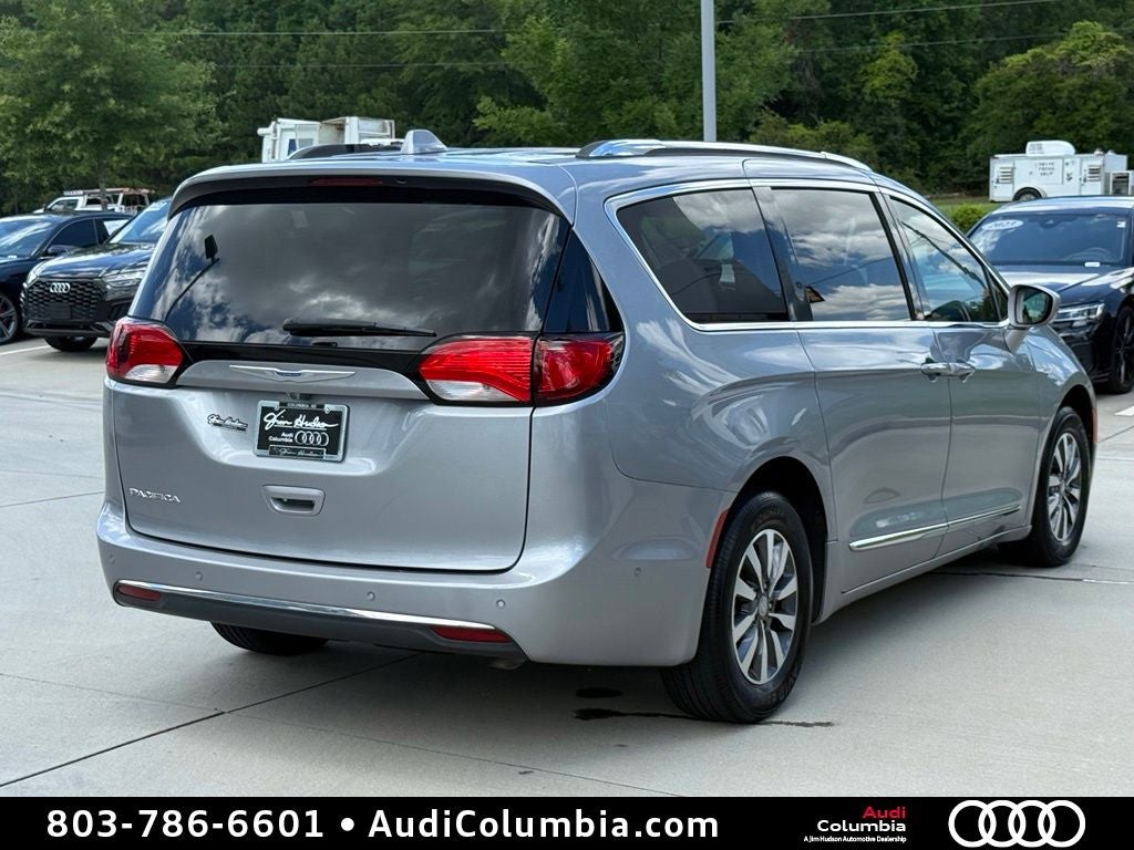 2020 Chrysler Pacifica Touring L Plus