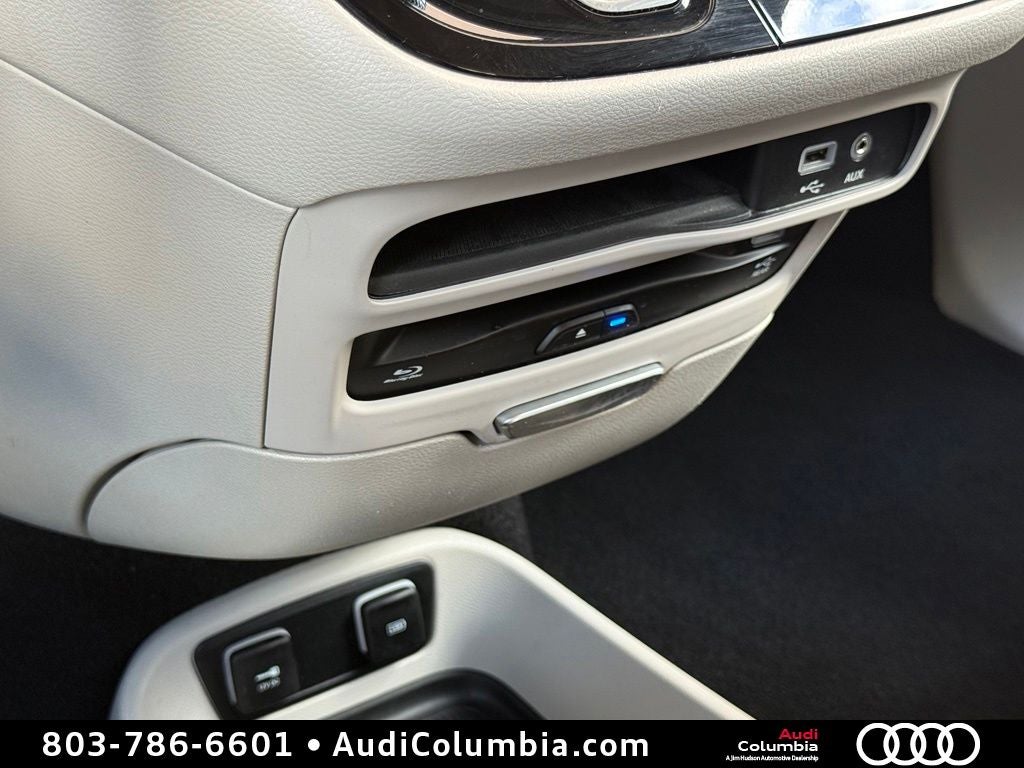 2020 Chrysler Pacifica Touring L Plus