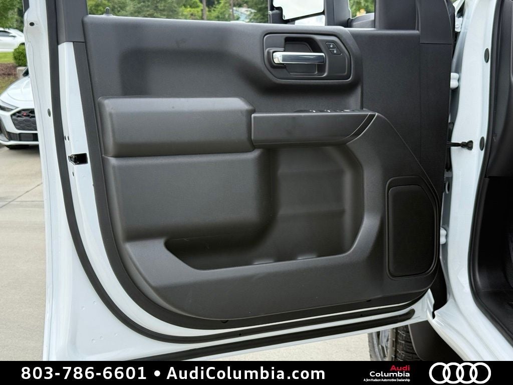 2025 Chevrolet Silverado 2500HD Custom