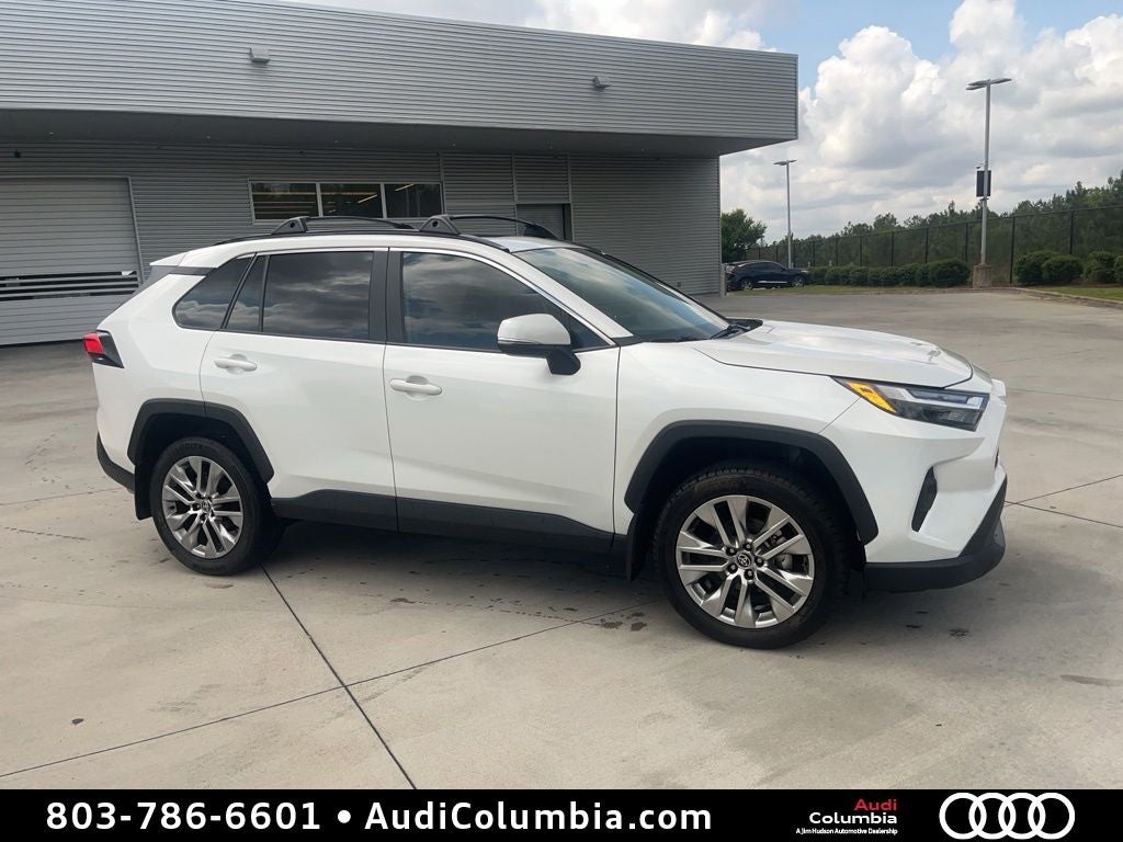 2025 Toyota RAV4 XLE Premium