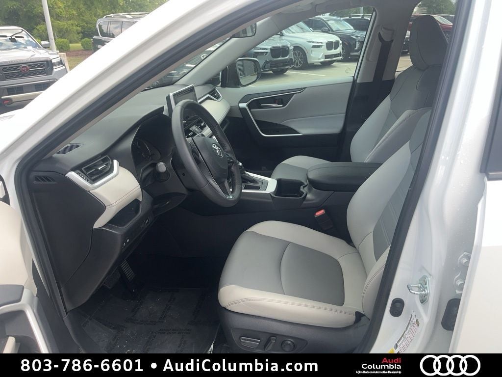2025 Toyota RAV4 XLE Premium
