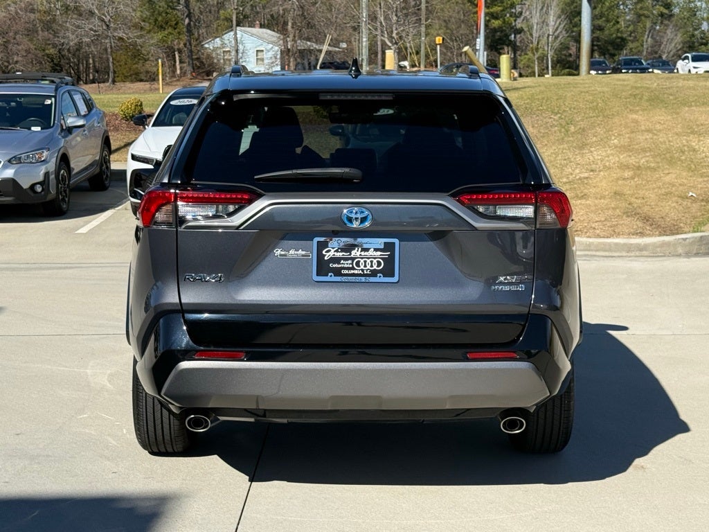 2020 Toyota RAV4 Hybrid XSE