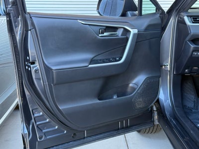 2020 Toyota RAV4 Hybrid XSE