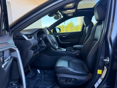 2020 Toyota RAV4 Hybrid XSE