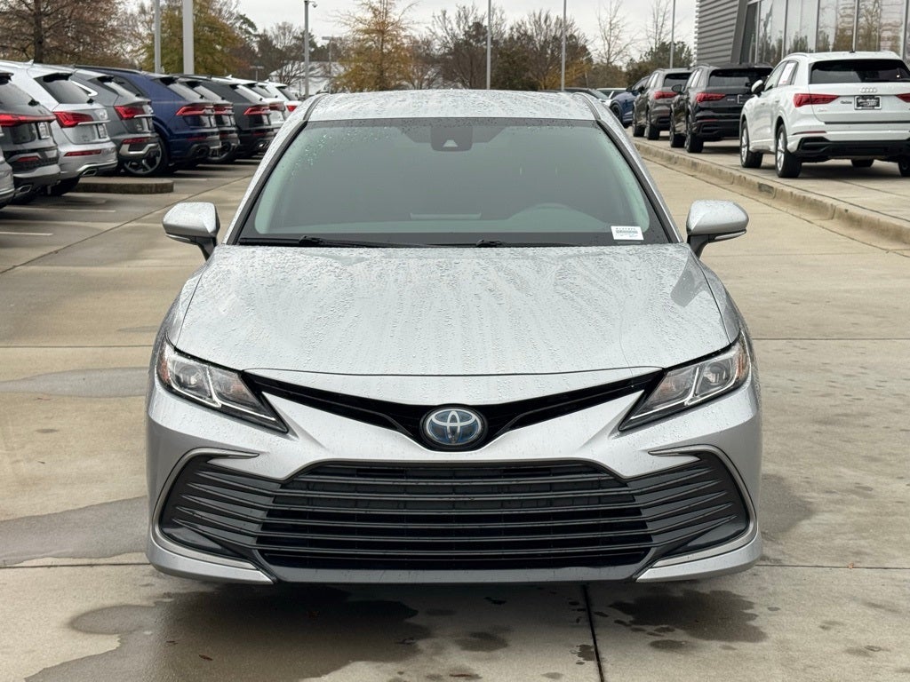 2022 Toyota Camry Hybrid LE
