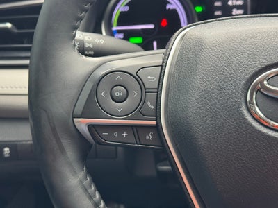 2022 Toyota Camry Hybrid LE