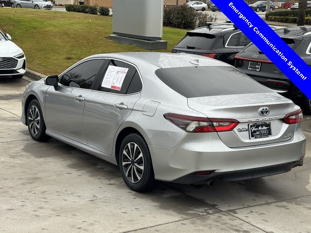 2022 Toyota Camry Hybrid LE