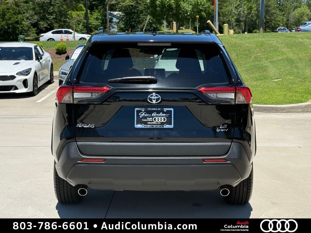 2025 Toyota RAV4 Hybrid LE