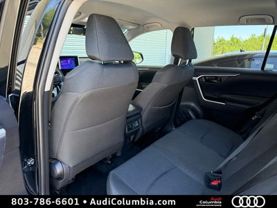 2025 Toyota RAV4 Hybrid LE
