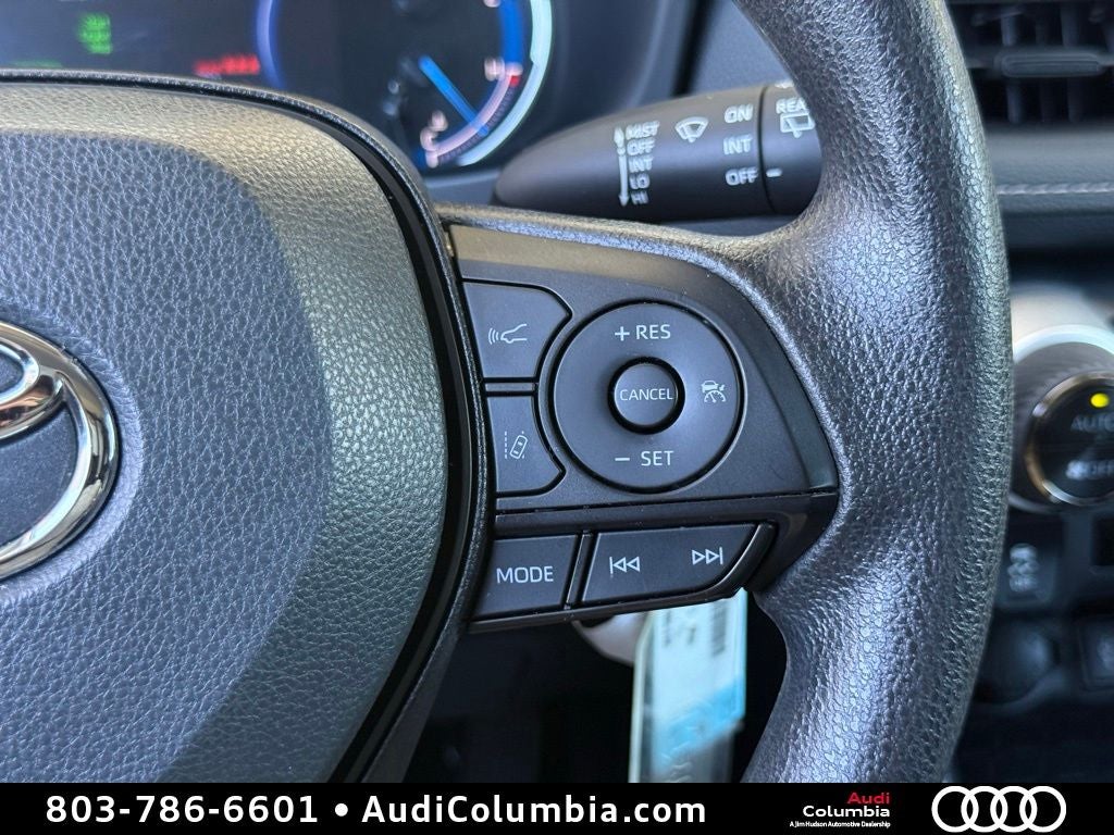 2025 Toyota RAV4 Hybrid LE