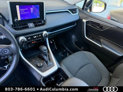 2025 Toyota RAV4 Hybrid LE