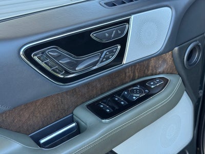 2023 Lincoln Navigator Black Label