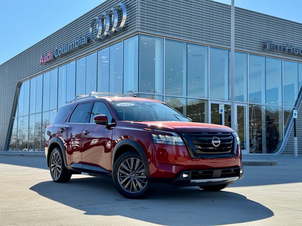 2022 Nissan Pathfinder SL