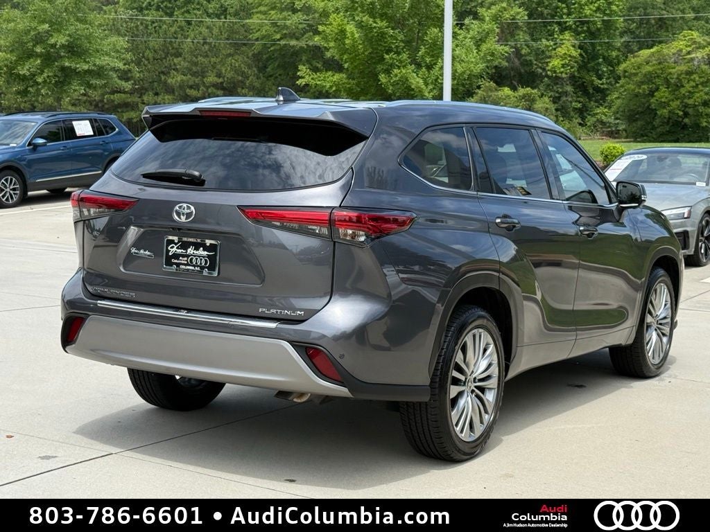 2023 Toyota Highlander Platinum