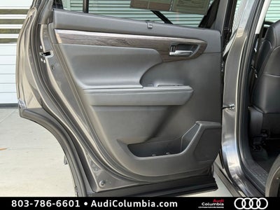 2023 Toyota Highlander Platinum