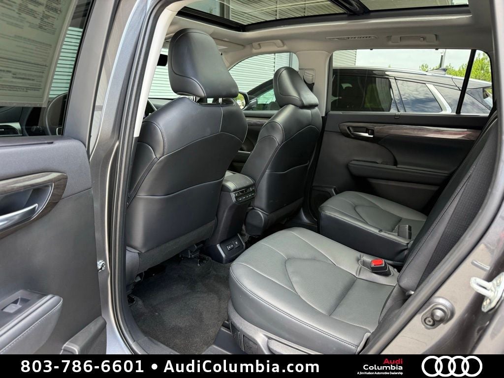 2023 Toyota Highlander Platinum