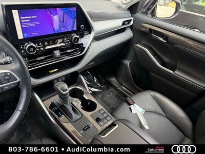 2023 Toyota Highlander Platinum
