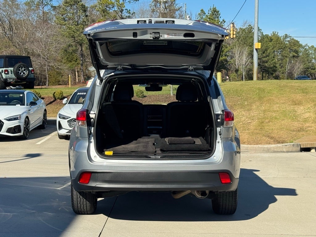 2019 Toyota Highlander SE