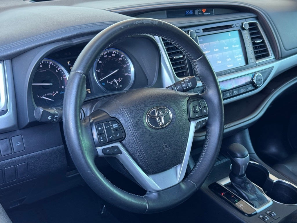 2019 Toyota Highlander SE