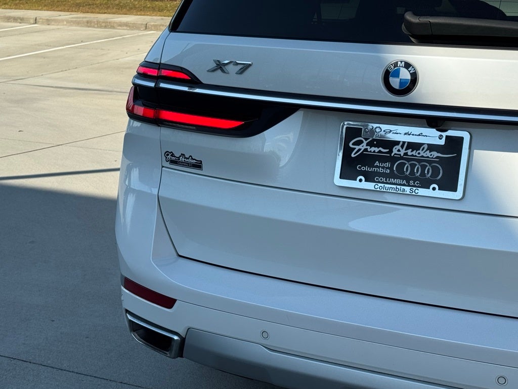 2023 BMW X7 xDrive40i