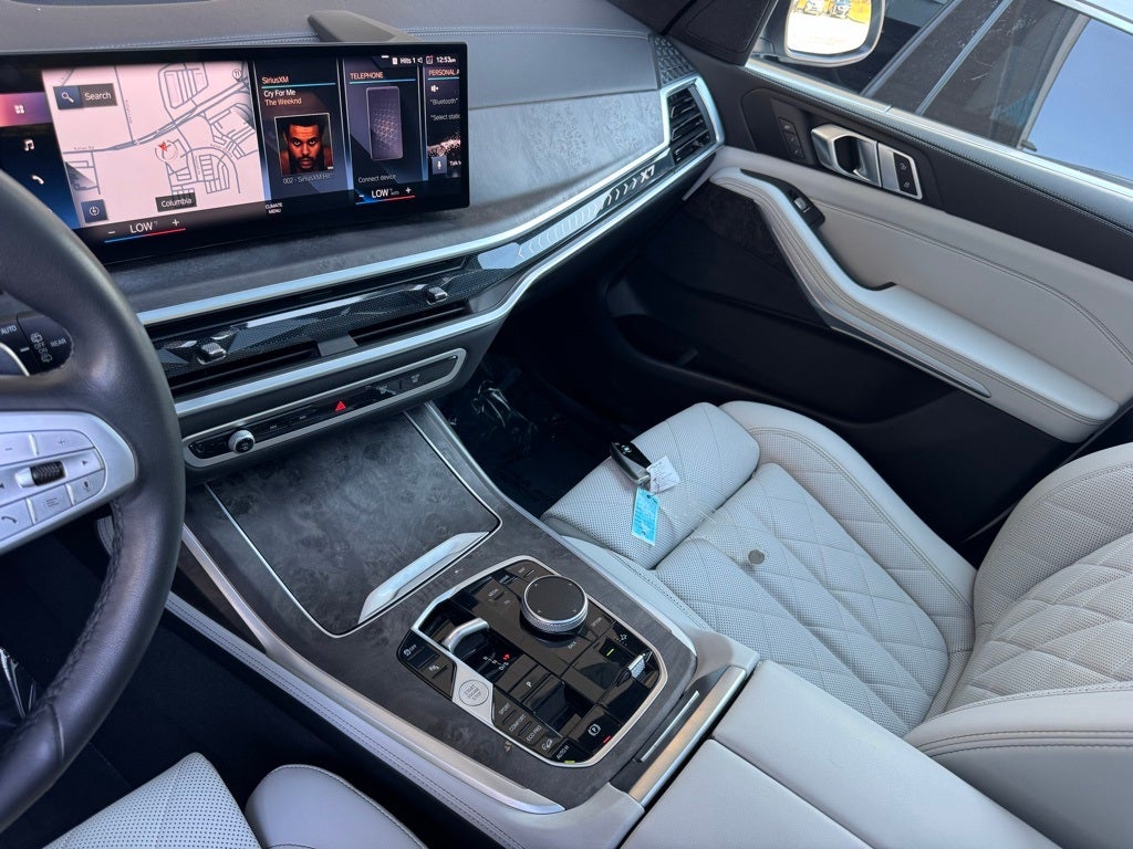 2023 BMW X7 xDrive40i