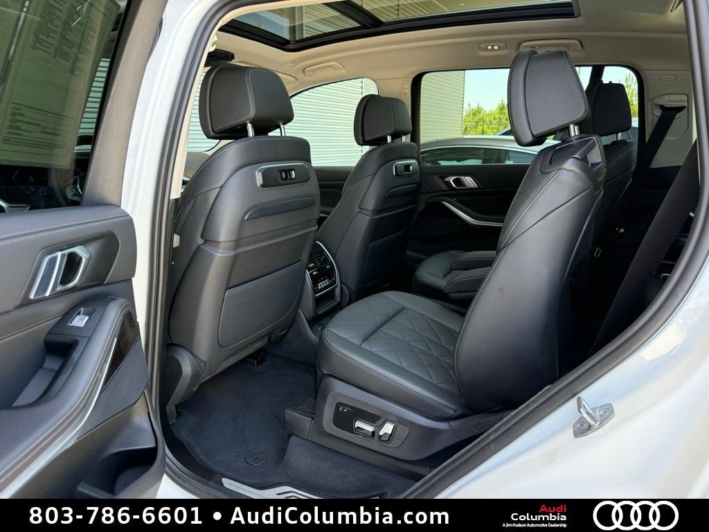 2023 BMW X7 xDrive40i