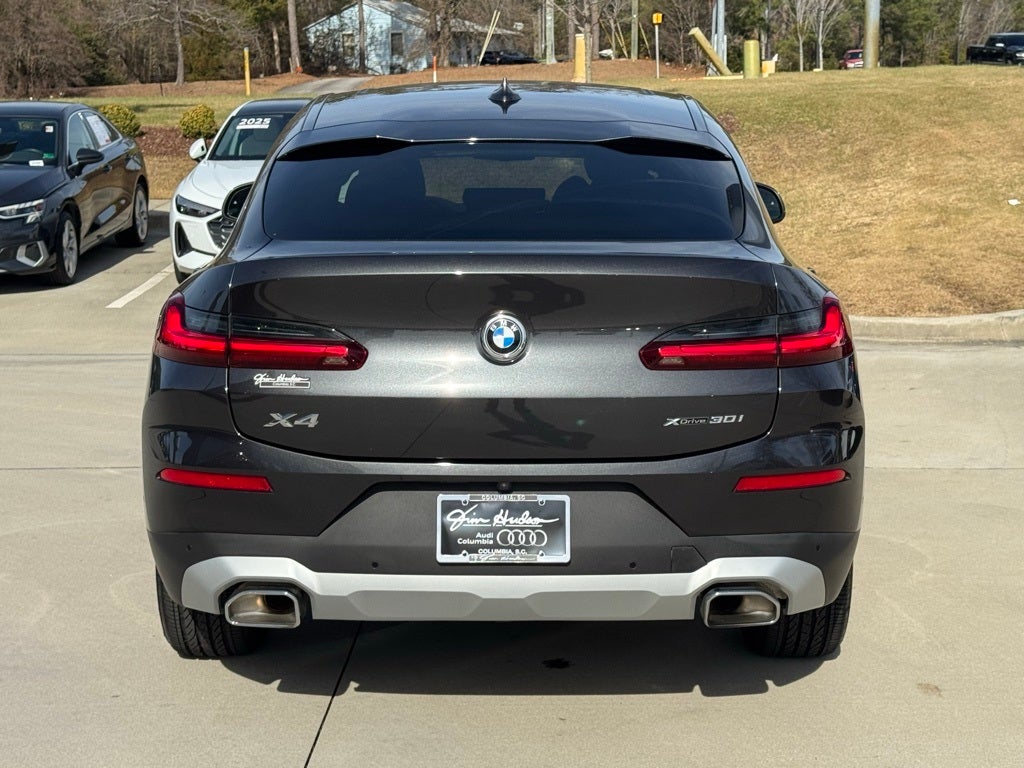 2025 BMW X4 xDrive30i