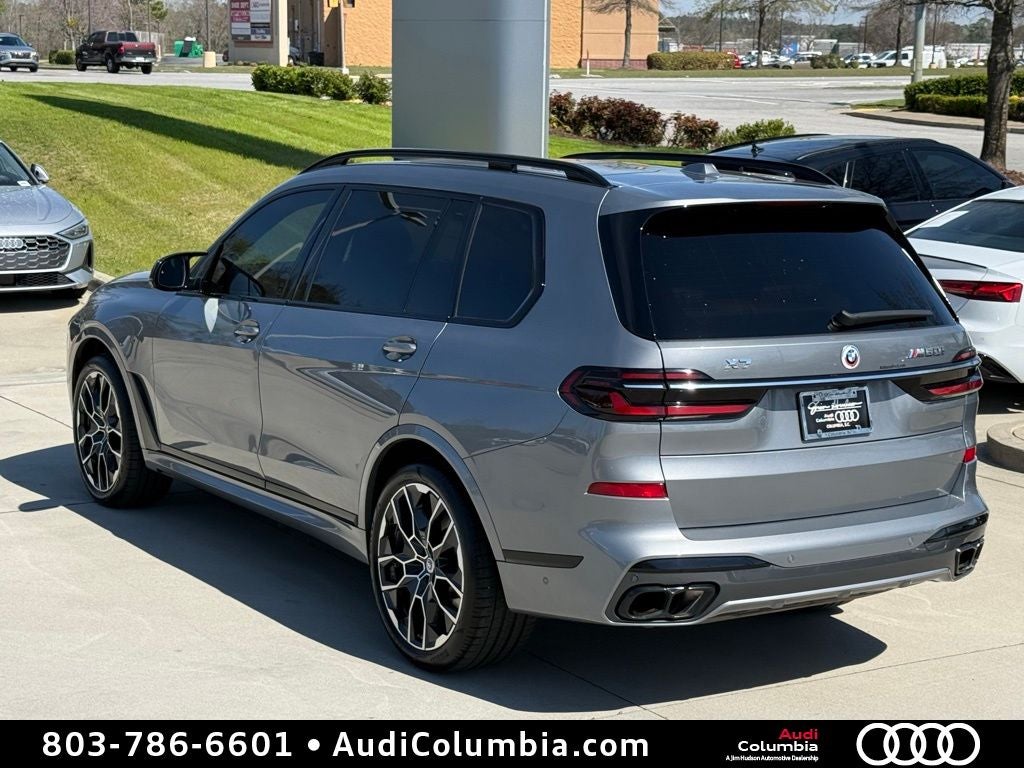 2023 BMW X7 M60i