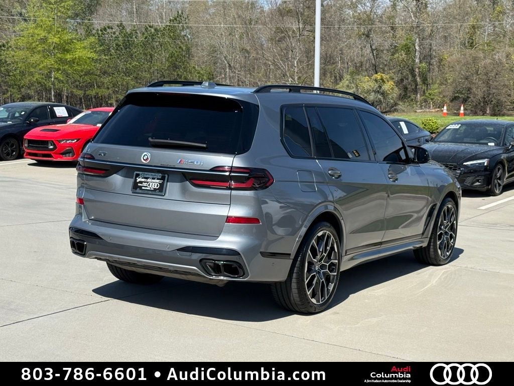 2023 BMW X7 M60i