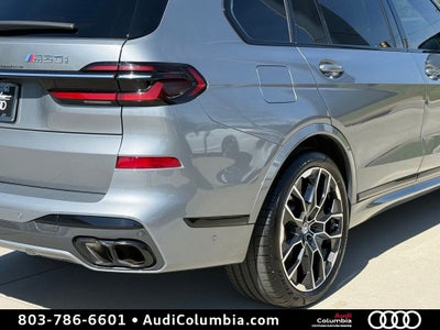 2023 BMW X7 M60i