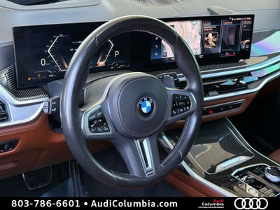 2023 BMW X7 M60i