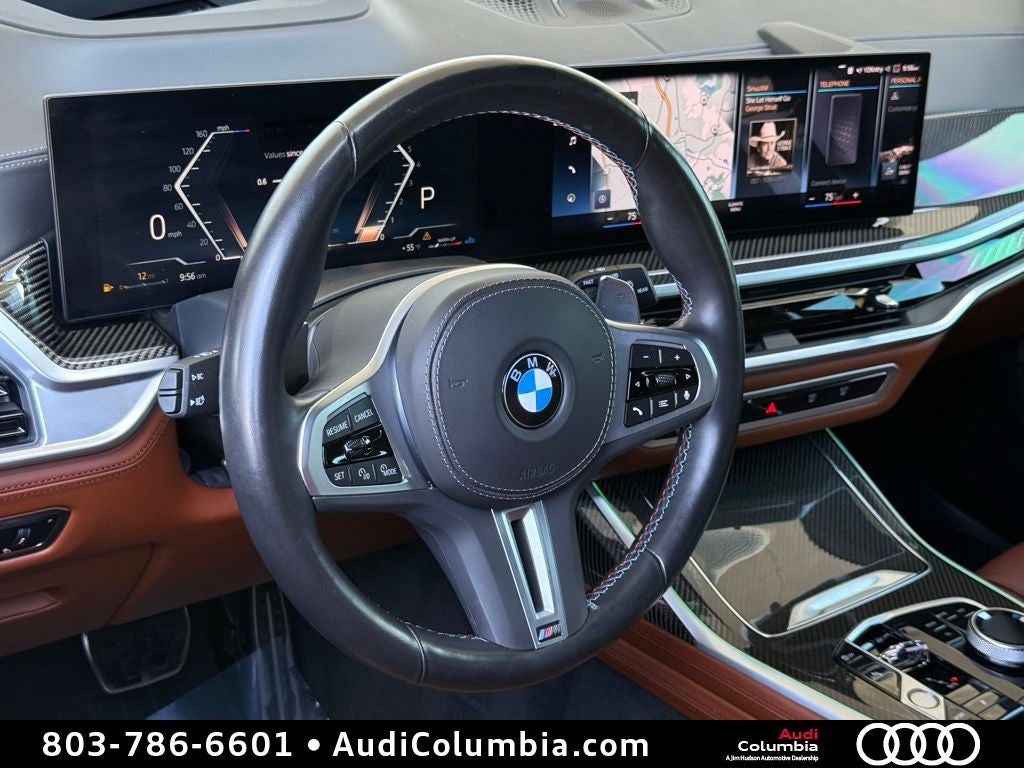 2023 BMW X7 M60i