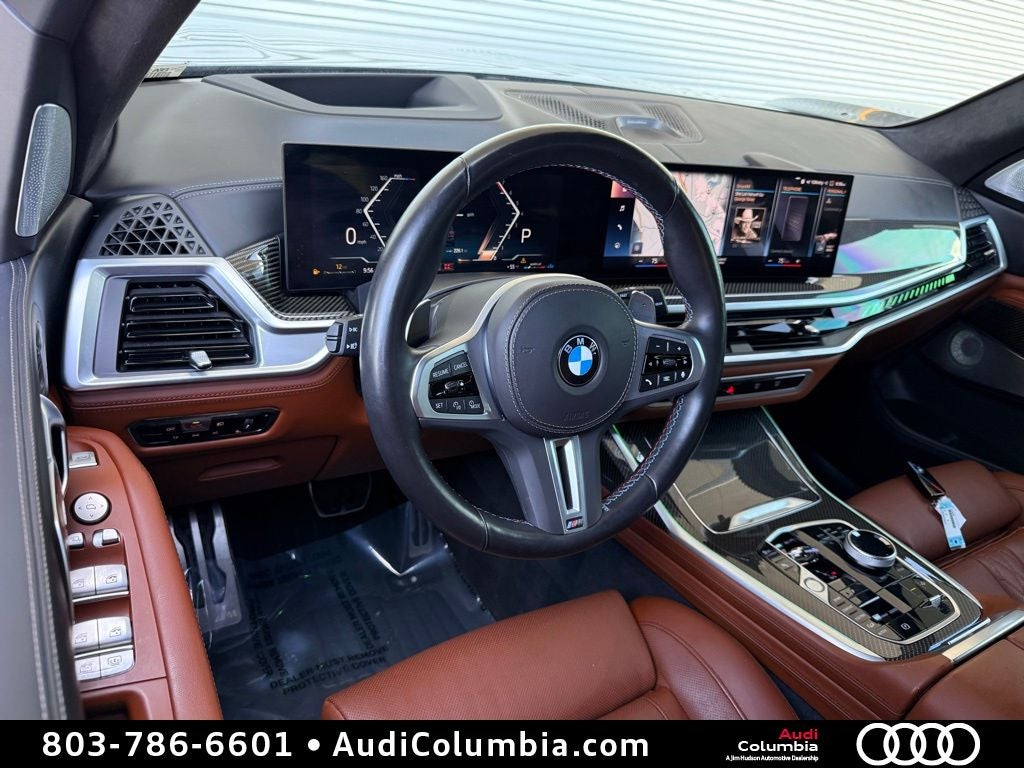 2023 BMW X7 M60i