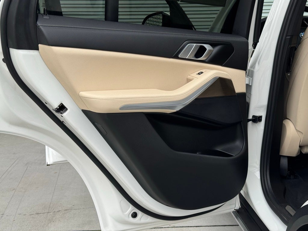 2022 BMW X5 xDrive45e