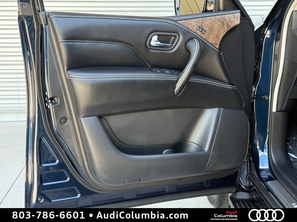 2023 INFINITI QX80 Premium Select