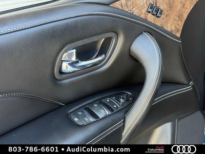 2023 INFINITI QX80 Premium Select