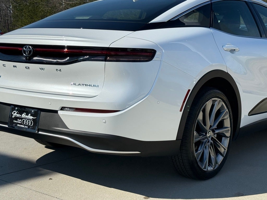 2026 Toyota Crown Platinum