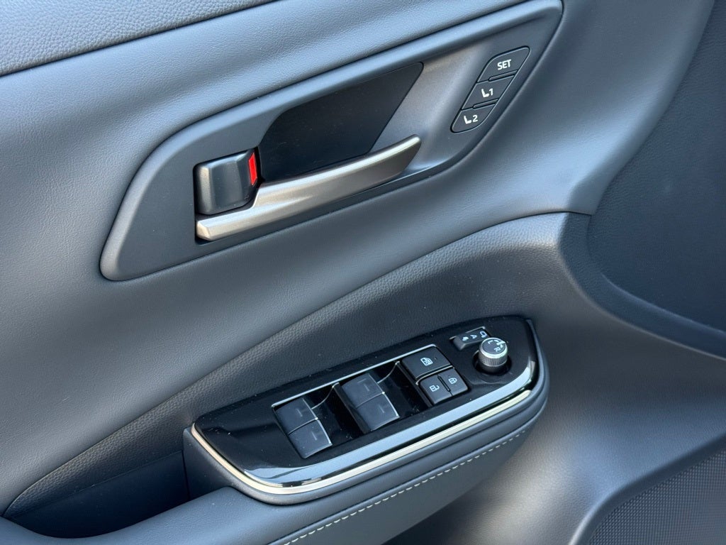 2026 Toyota Crown Platinum