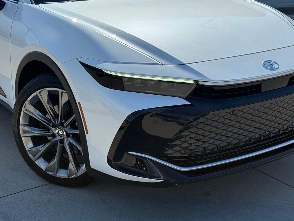 2026 Toyota Crown Platinum