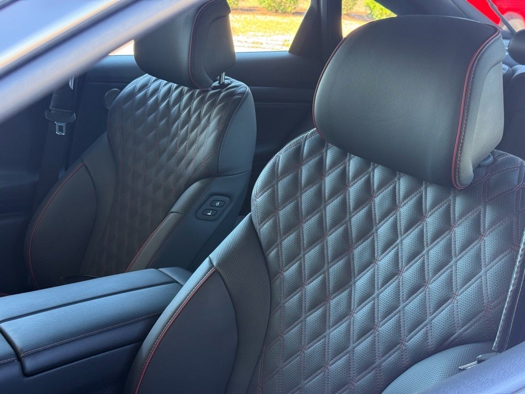 2024 Genesis G80 2.5T