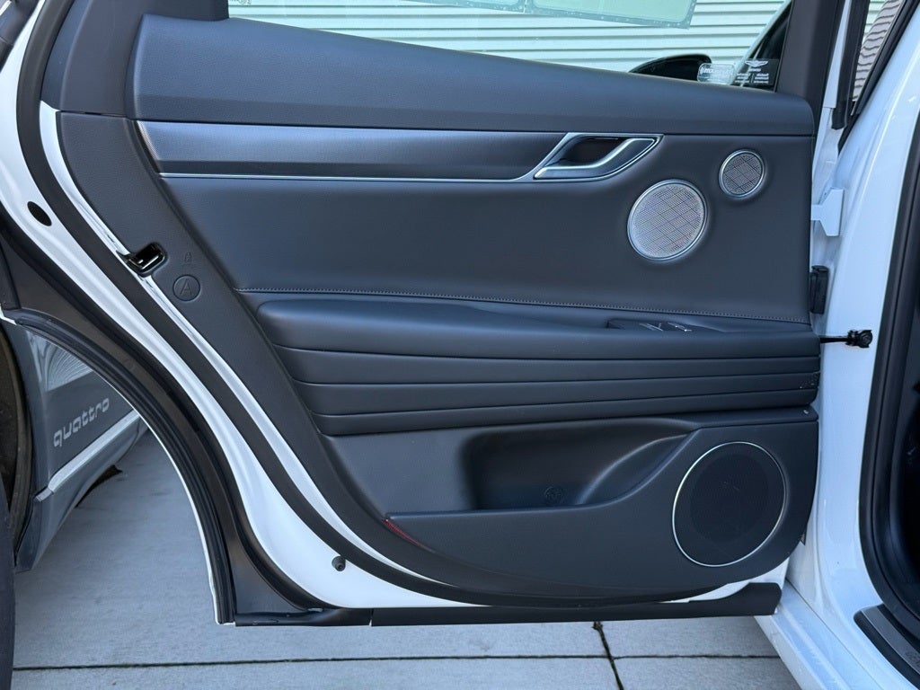 2024 Genesis G80 2.5T