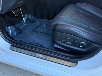 2024 Genesis G80 2.5T